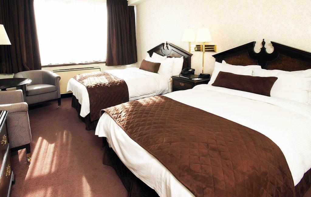 Best Western Primrose Hotel Downtown Торонто Екстер'єр фото